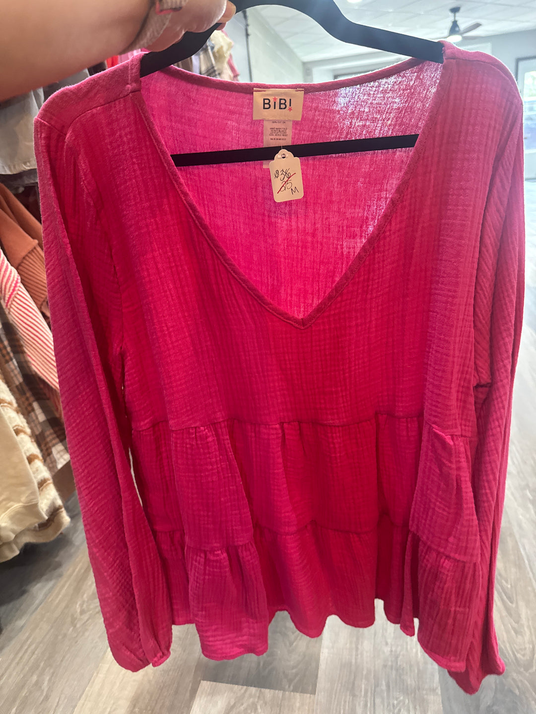 Pink fuchsia top